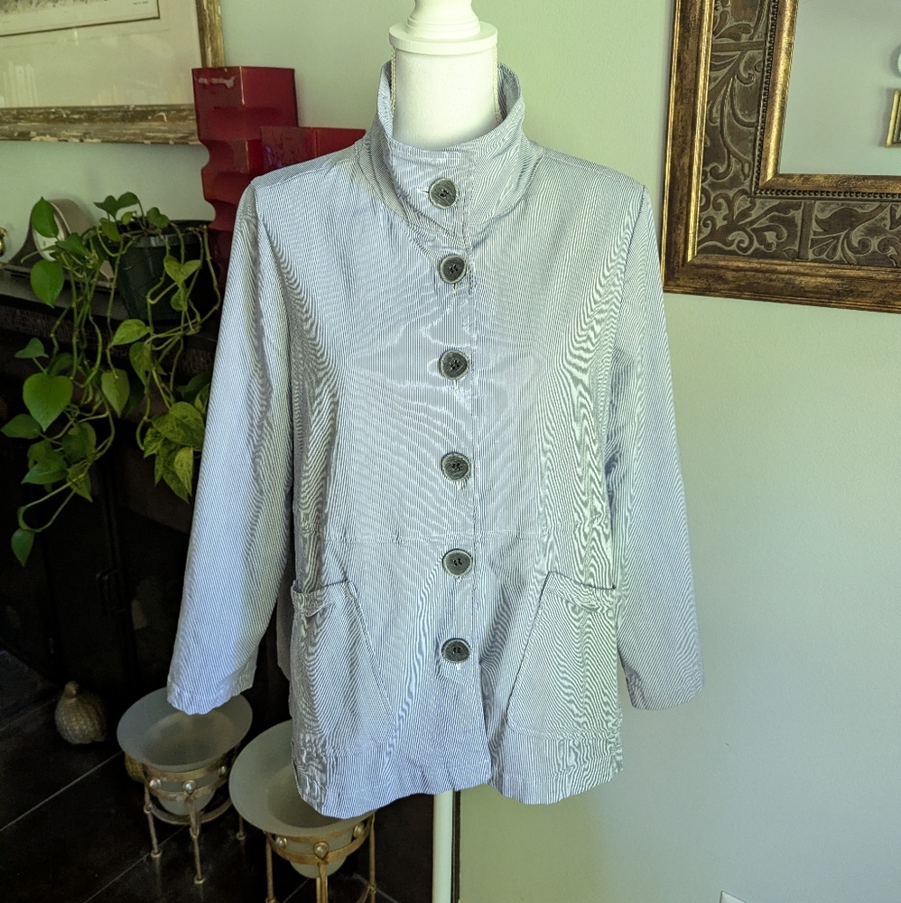 Habitat Women's Small Loose A-line Blue/White Seersucker Jacket Button Up 3/4SLV